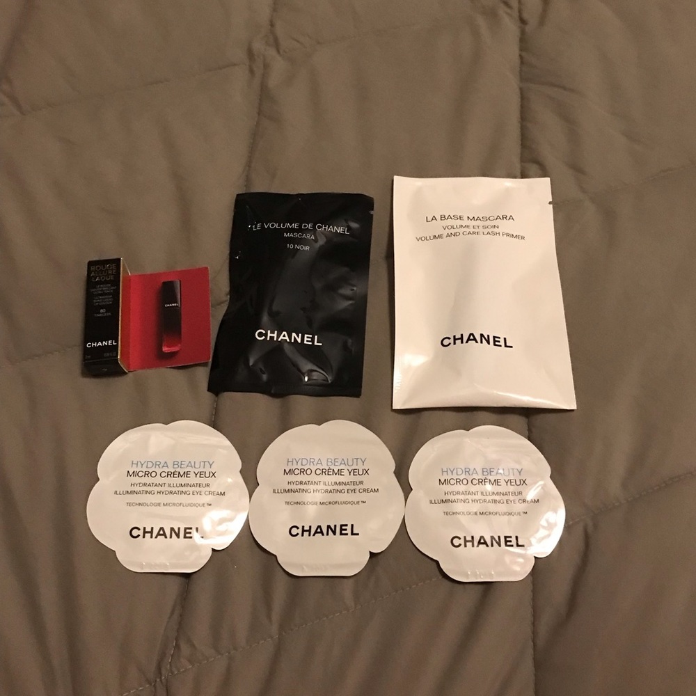 Chanel sample bundle